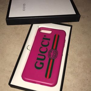 💕🦋GUCCI iPhone 7+ & 8+ case!